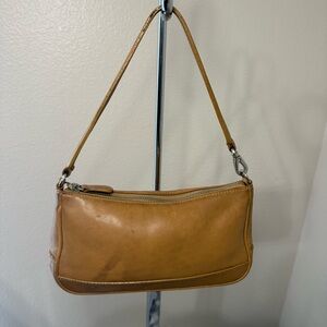Vintage Coach Demi 7785 Brown Leather Shoulder Bag Baguette Handbag in Toffee